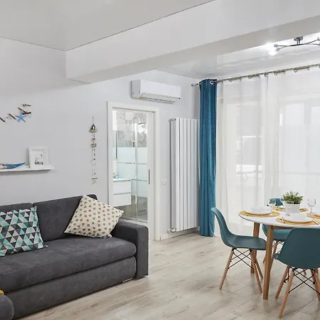 Sofia Holiday Studio Mamaia Nord Navodari * Năvodari